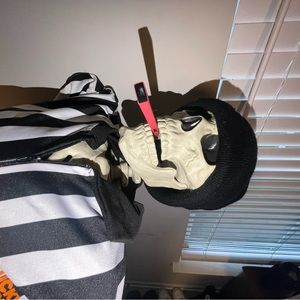 Meet your Posher, Christopher